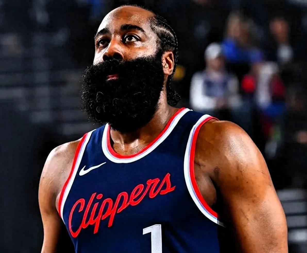 爱游戏注册 -包含里程碑夜洛杉矶快船临场应变；NBA总决赛集结日刷纪录；管理层满意；轮换策略成焦点的词条